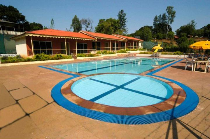 Cold Spot Village Resort Mahābaleshwar Extérieur photo